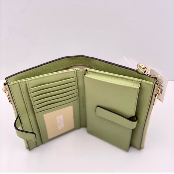 Michael Kors DoubleZip Wallet Wristlet
Phone Case - Picture 6 of 9